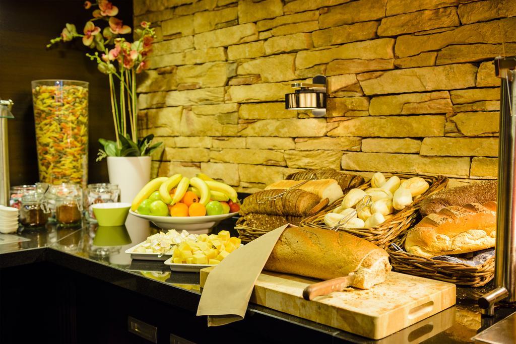 Fletcher Hotel-Restaurant Amelander Kaap 홀륌 외부 사진