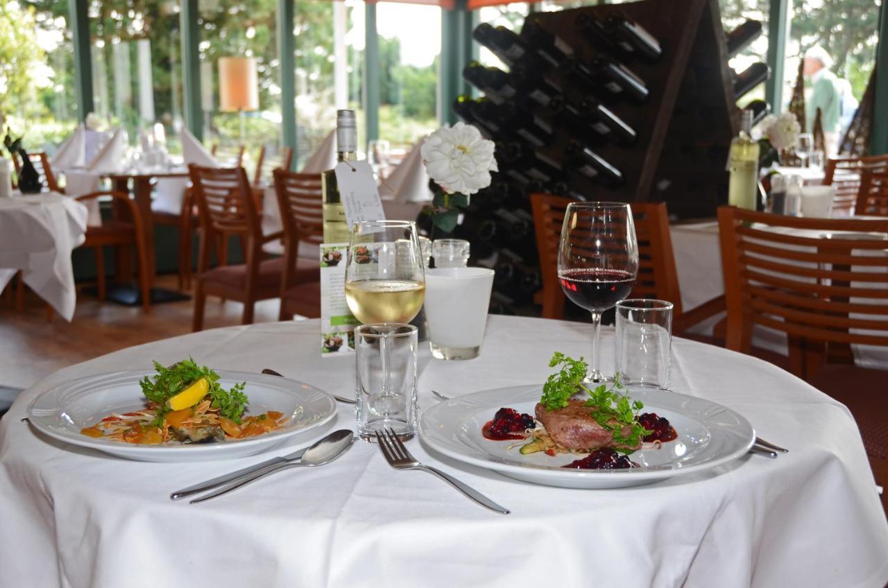 Fletcher Hotel-Restaurant Amelander Kaap 홀륌 외부 사진